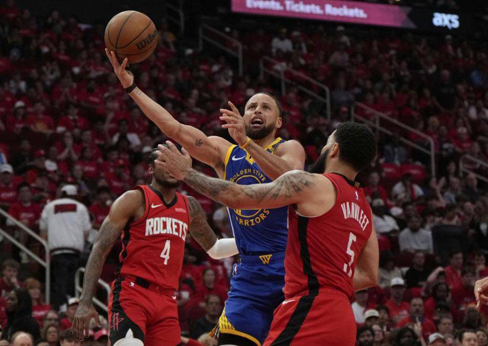 包含球员表现：神勇进攻严密防守对手难敌的词条